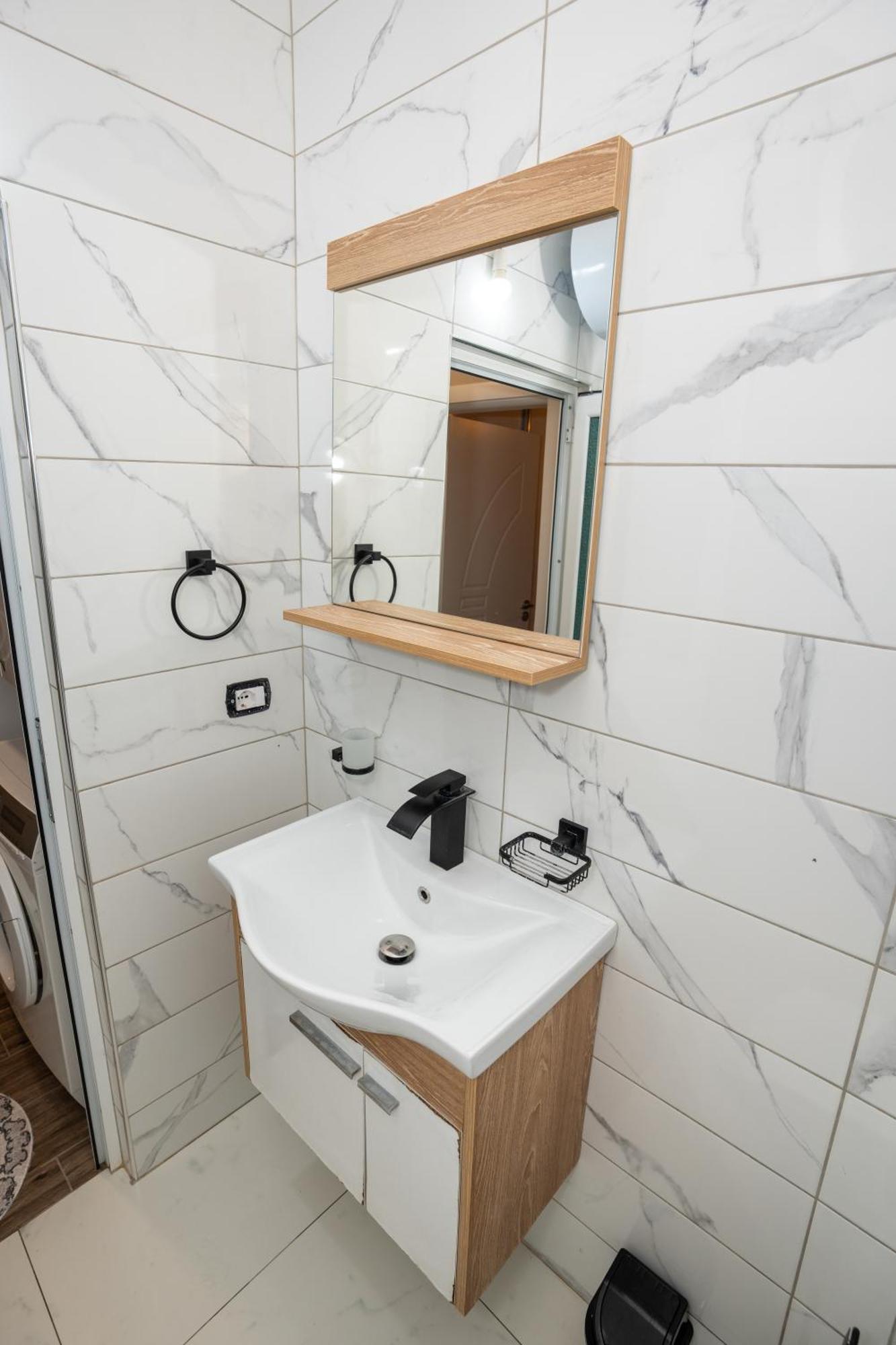 Sunnydream Apartaments Saranda Exteriör bild